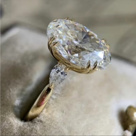 New Luxury Yellow Gold Plated Oval Diamond Ring - Picture 4 of 16